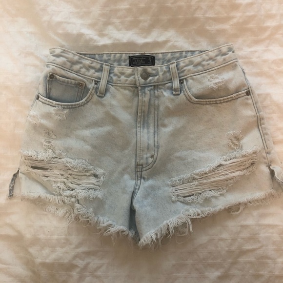Abercrombie & Fitch Jean Shorts - Picture 1 of 3